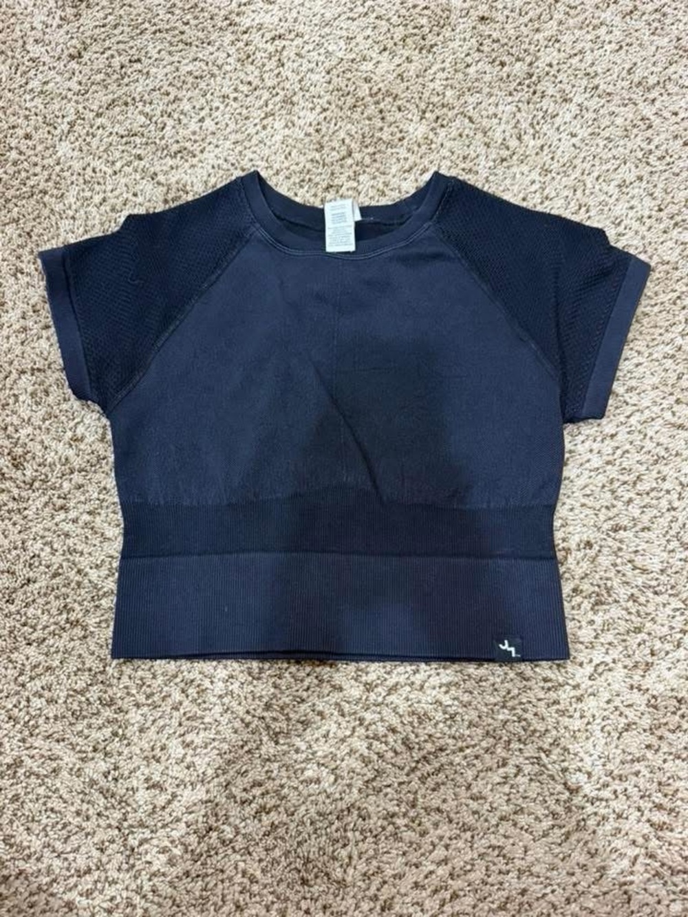 JoyLab Black Short Sleeve Seamless Crop Top